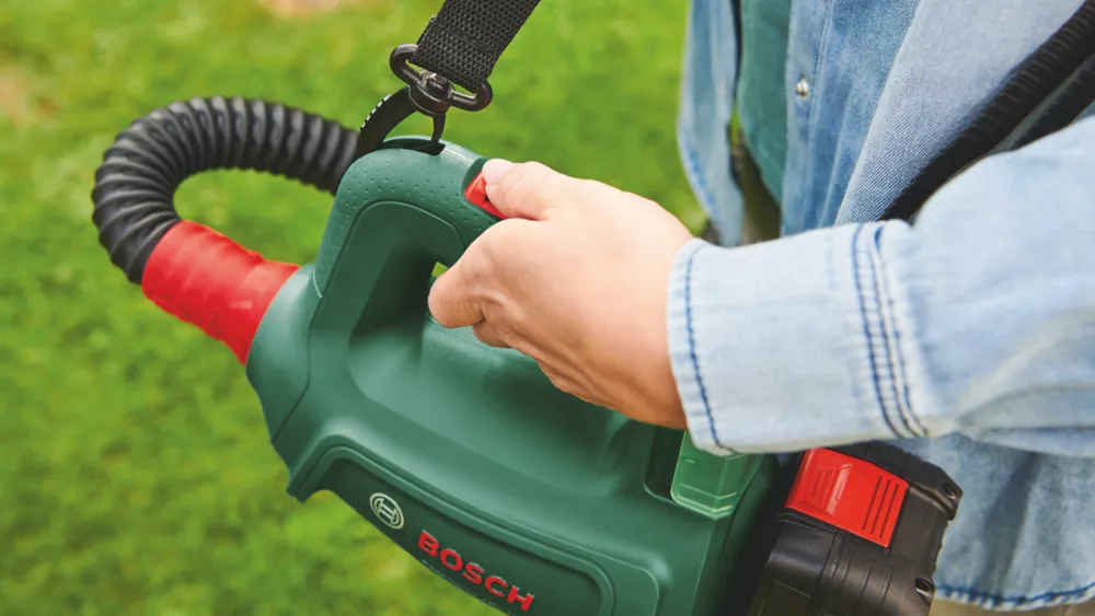 Bosch EasySpray 18V-100 18V Cordless Sprayer - Bare 5 Bosch EasySpray 18V-100 18V Cordless Sprayer - Bare - Image 3