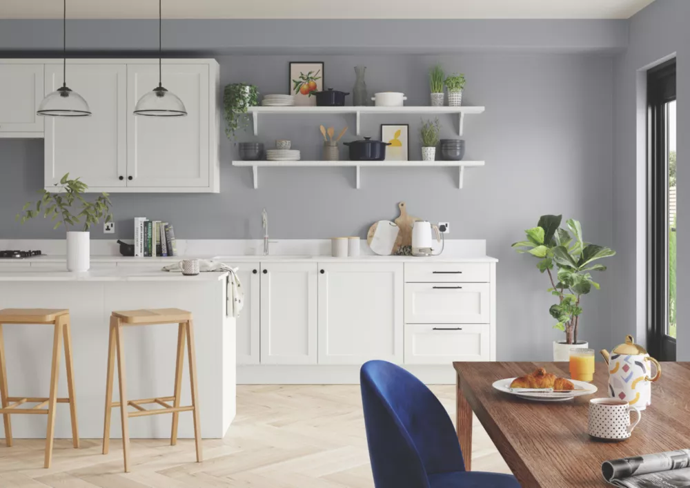 Dulux EasyCare Matt Warm Pewter Emulsion Paint 2.5Ltr 8 Dulux EasyCare Matt Warm Pewter Emulsion Paint 2.5Ltr - Image 6