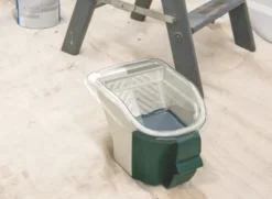 Wooster Pelican Hand-Held Paint Scuttle 0.95Ltr -Paint Tools 7132G A2