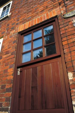 Ronseal Trade 10 Year Woodstain Satin Walnut 750ml -Paint Tools 807FG A2