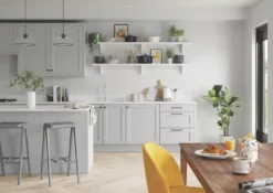 Dulux EasyCare Matt Polished Pebble Emulsion Paint 2.5Ltr -Paint Tools 8778T A3